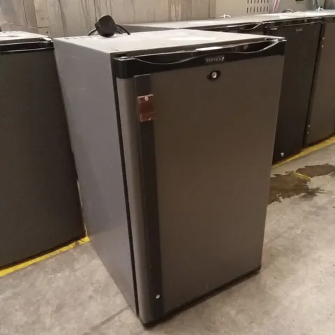 TEFCOLD MINI BAR FRIDGE