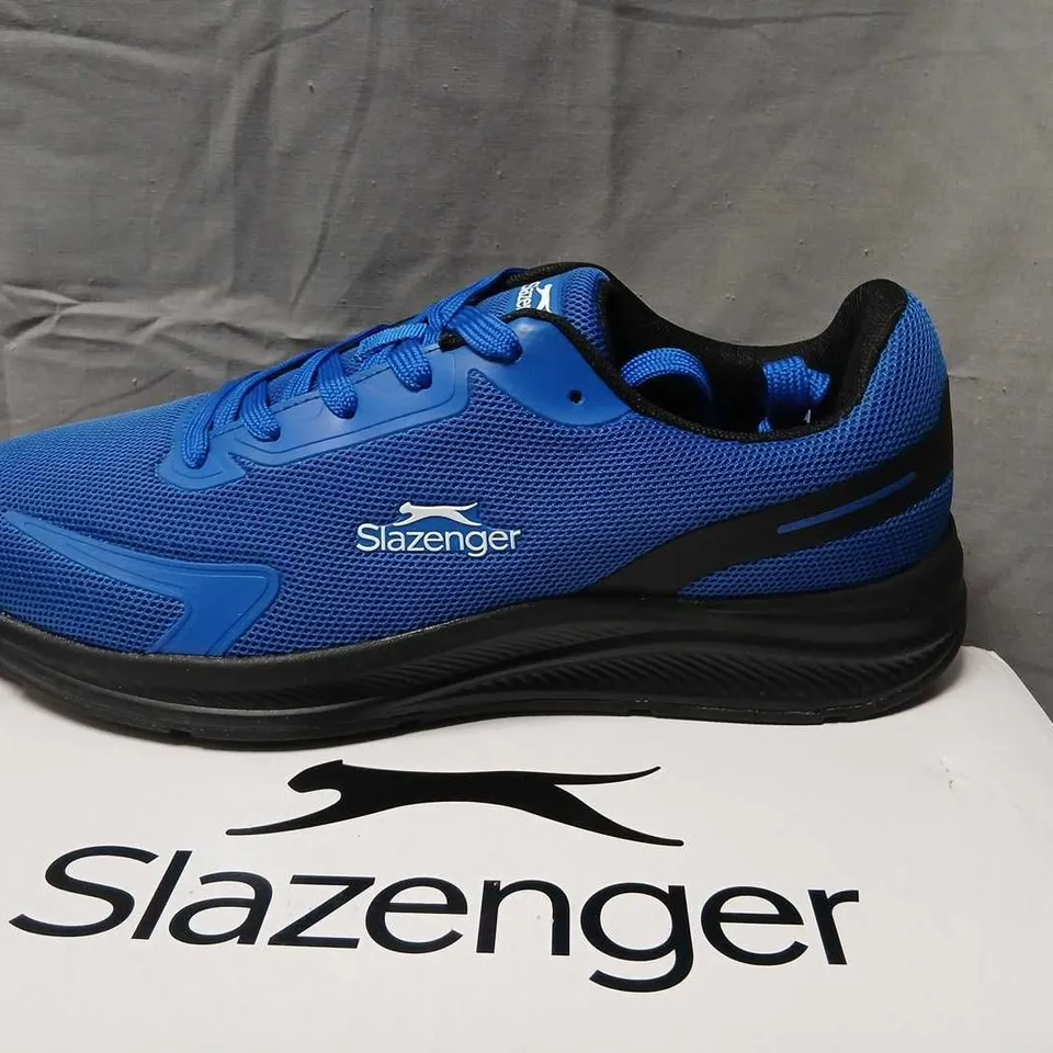SLAZENGER MEN'S RUNNING SHOES – BLUE/BLACK, UK 9 (EU 43)
