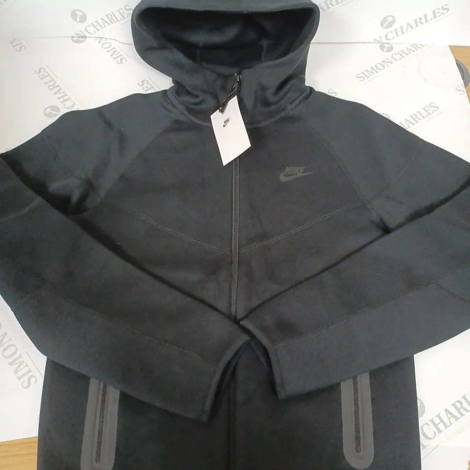 NIKE ZIPPED TECH JACKET SIZE XS