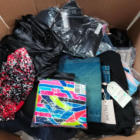 LARGE BOX OF APPROXIMATELY 25 ASSORTED CLOTHING ITEMS IN VARIOUS COLOURS, STYLES AND SIZES - COLLECTION ONLY
