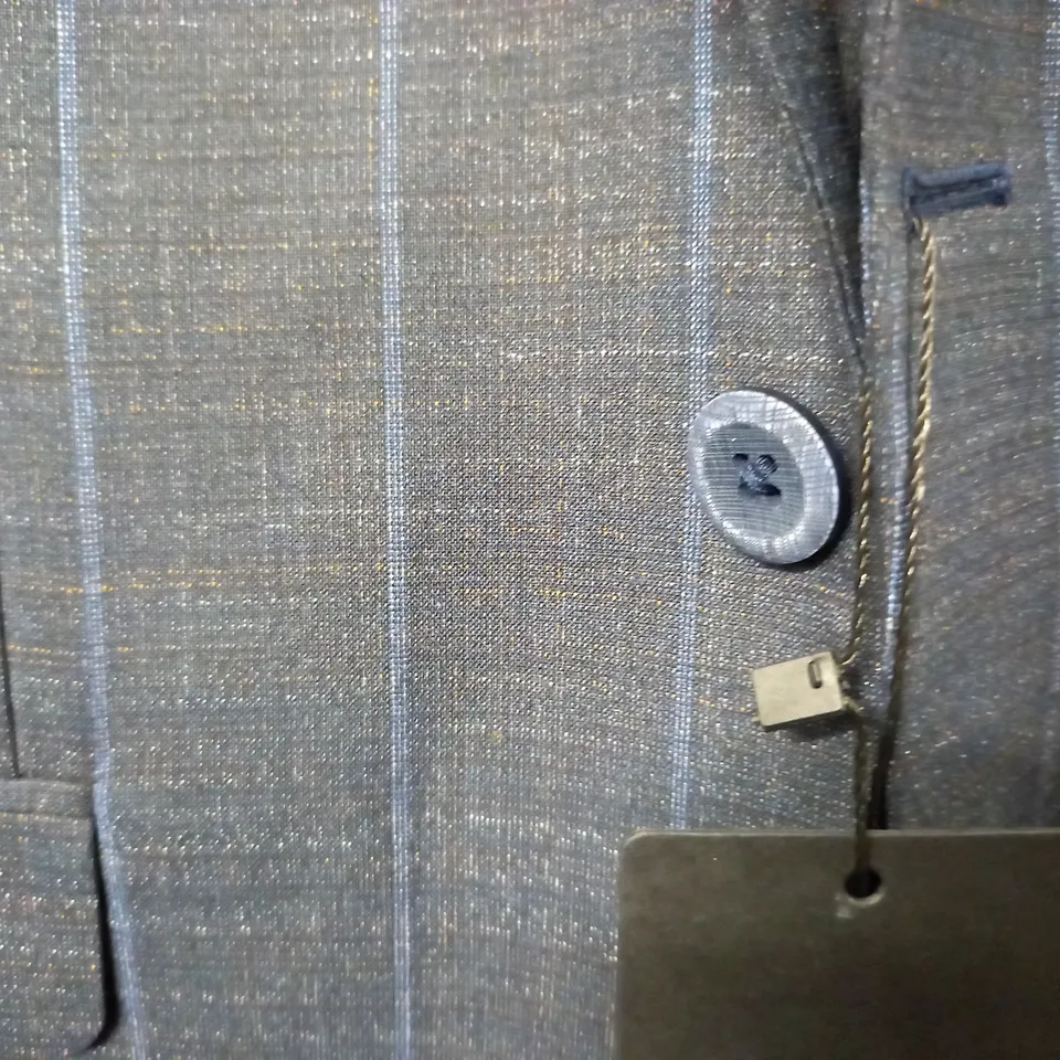 MOSES KUSHNER BLUE CHECK 3-PIECE SUIT - JACKET 46 TROUSERS 56