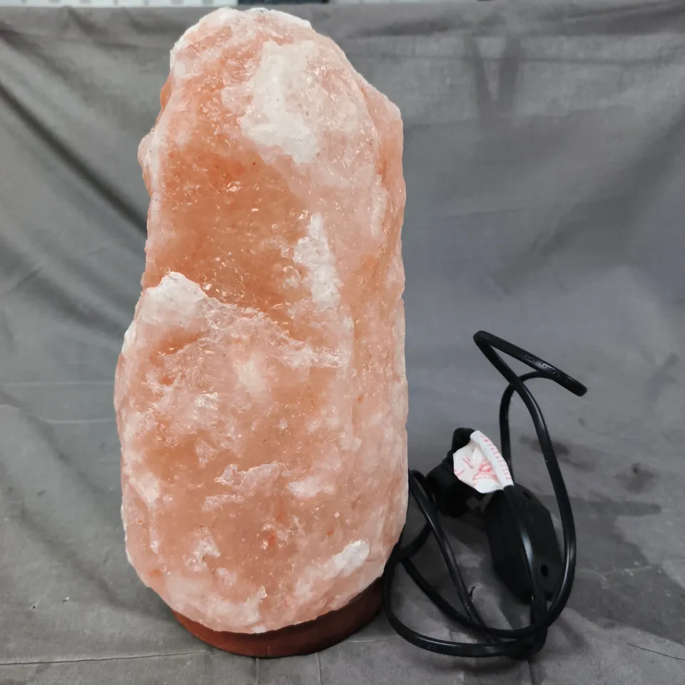 HIMALAYAN SALT LAMP – THE BODY SOURCE, 5–7 KG