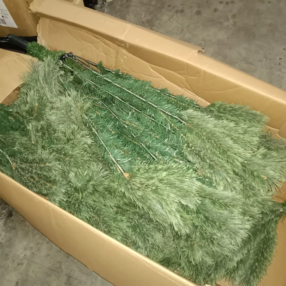 BOXED ARTIFICIAL CHRISTMAS TREE - SIZE UNSPECIFIED 