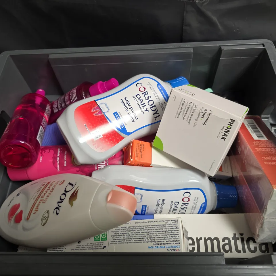 ASSORTED HEALTH & BEAUTY ITEMS: CORSODYL MOUTHWASH, DOVE BATH, PHONAK WIPES
