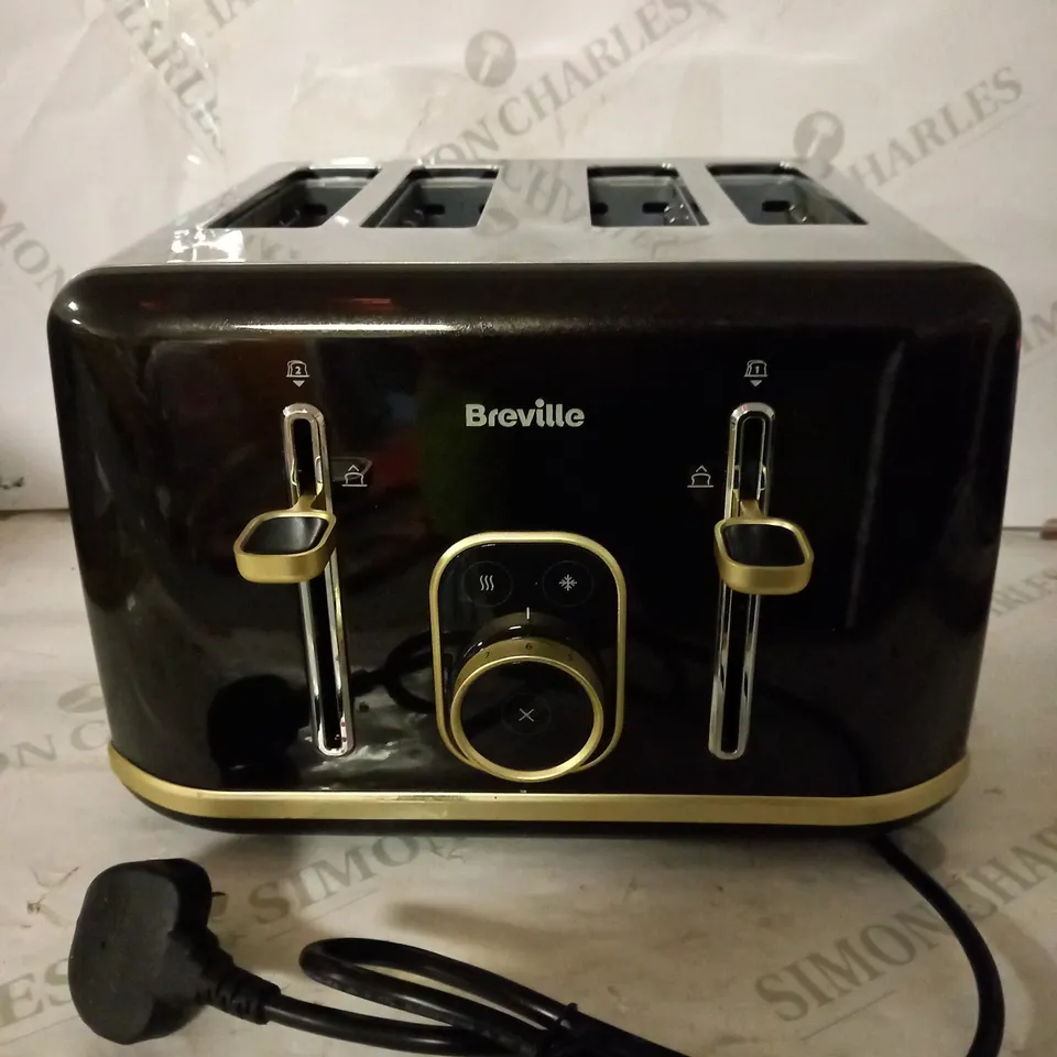 BREVILLE AURA 4 SLICE TOASTER