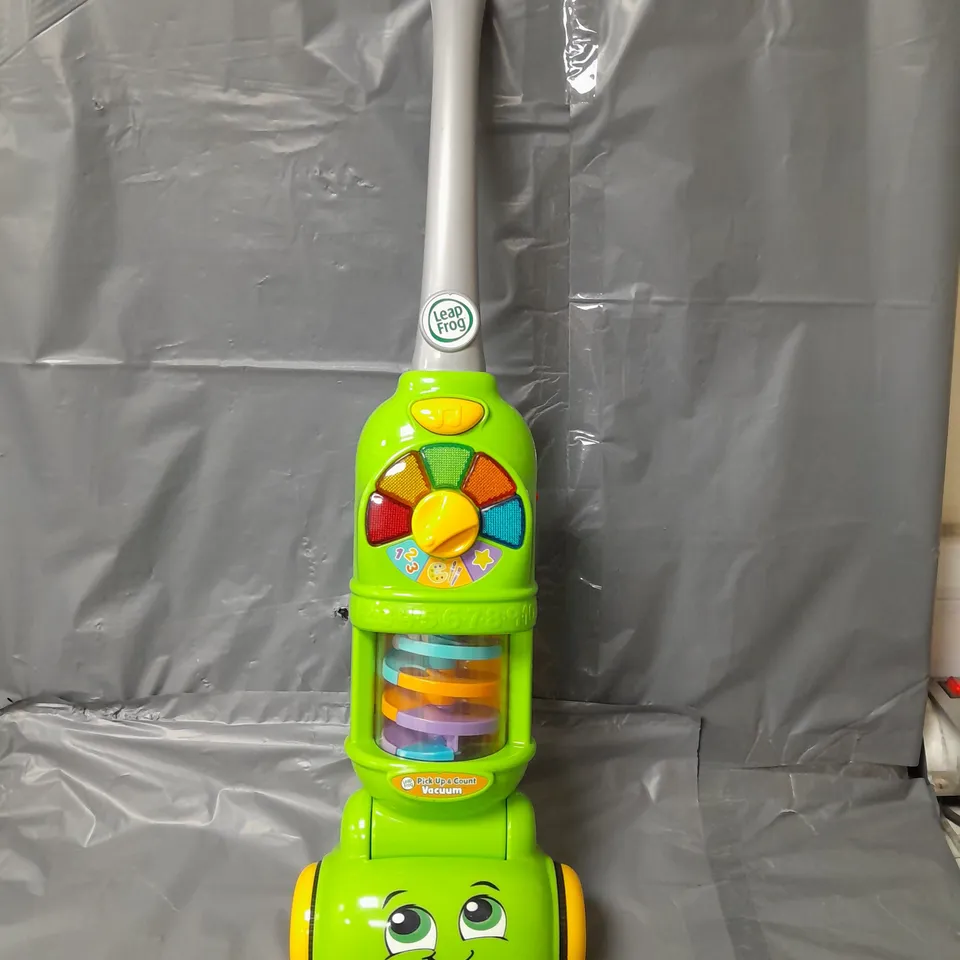 LEAPFROG PICK UP AND COUNT VACUUM GREEN