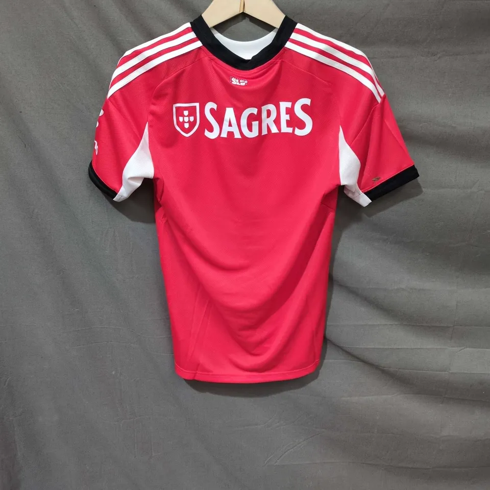 ADIDAS RED FOOTBALL SHIRT – UK SIZE S – BENFICA-STYLE CREST .