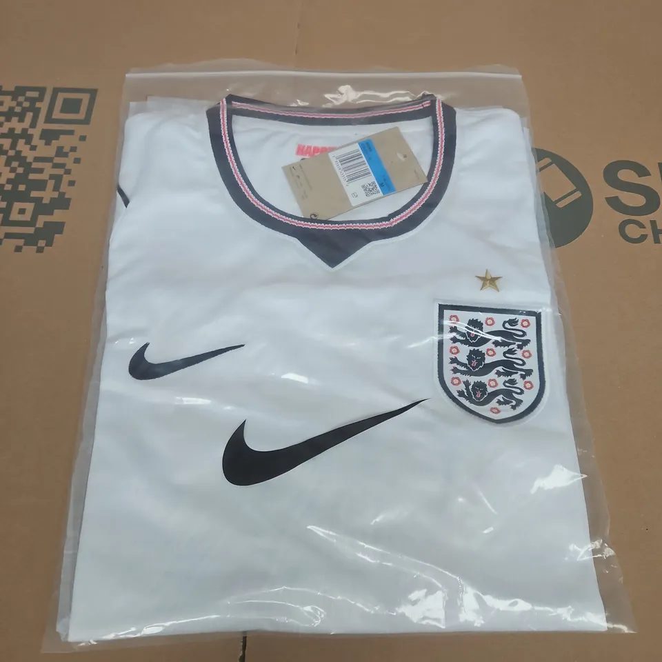 ENGLAND NATIONAL FOOTBALL TEAM JERSEY – SIZE M