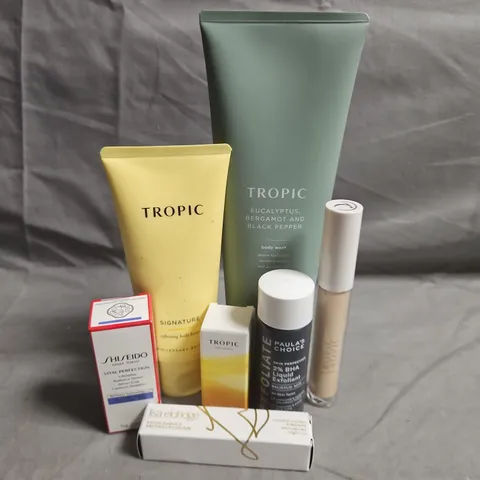LOT OF 7 ASSORTED COSMETIC PRODUCTS TO INCLUDE - PAULA'S CHOICE 2% BHA LIQUID EXFOLIANT - LISA ELDRIDGE MELTING LIP COLOUR - SHISEIDO RADIANCE SERUM - ETC