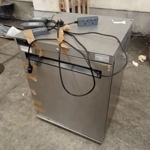WILLIAMS HA135SA-HC-R2 SINGLE DOOR 135LTR UNDERCOUNTER FRIDGE