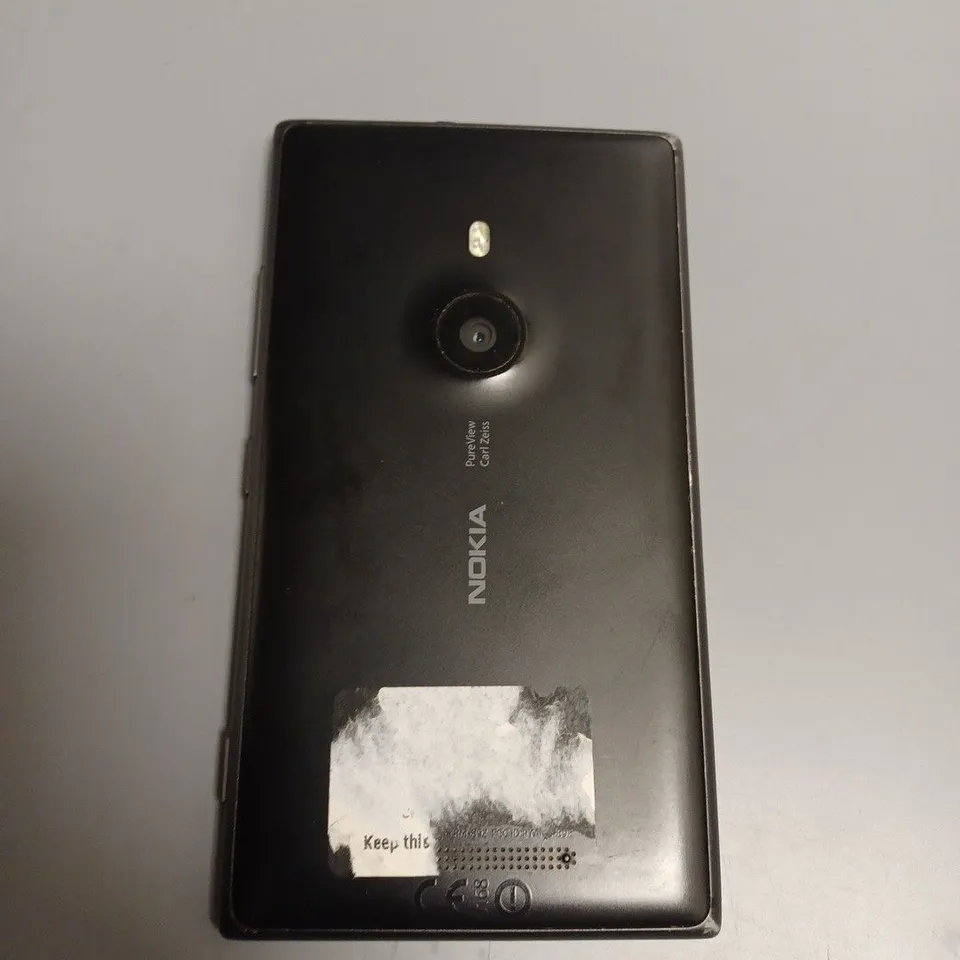 UNBOXED NOKIA LUMIA 925 IN BLACK 