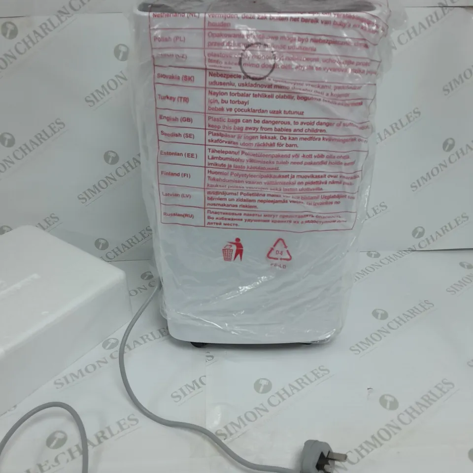 BOXED 12L DEHUMIDIFIER WITH 2L WATER TANK AND TIMER
