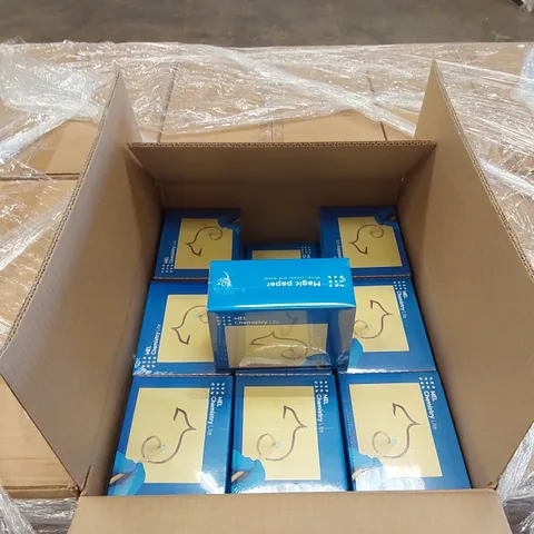 PALLET CONTAINING APPROXIMATELY 648x BRAND NEW PACKAGED MEL SCIENCE MAGIC PAPER KITS - CHEMISTRY EXPERIMENT, SCIENCE LEARNING