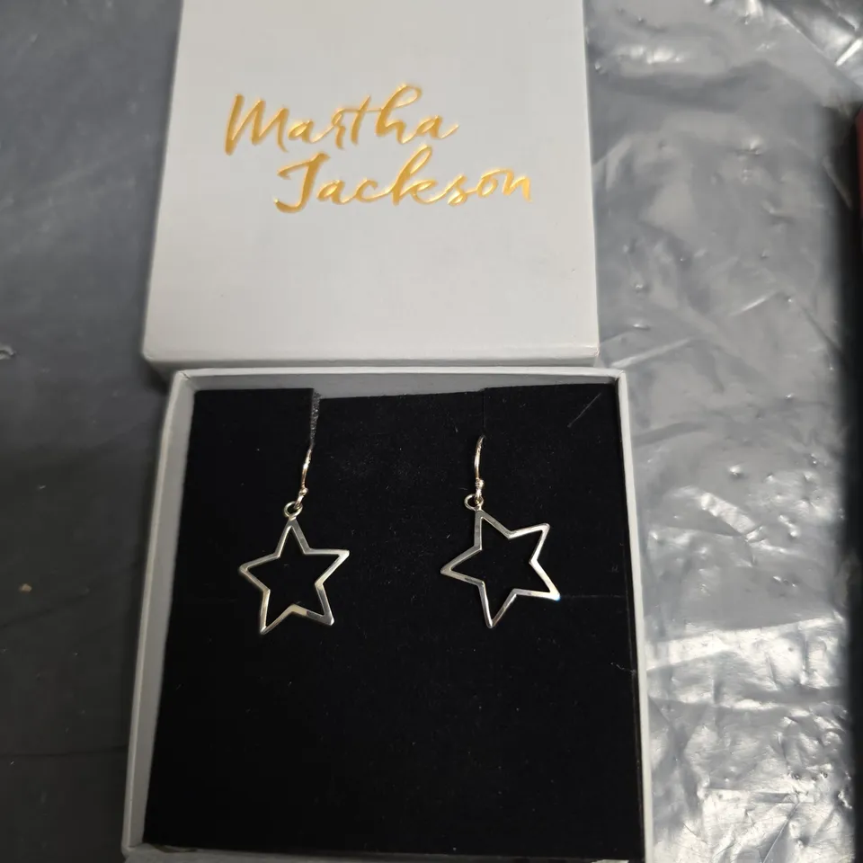 MARTHA JACKSON STAR OUTLINE DROP EARRINGS