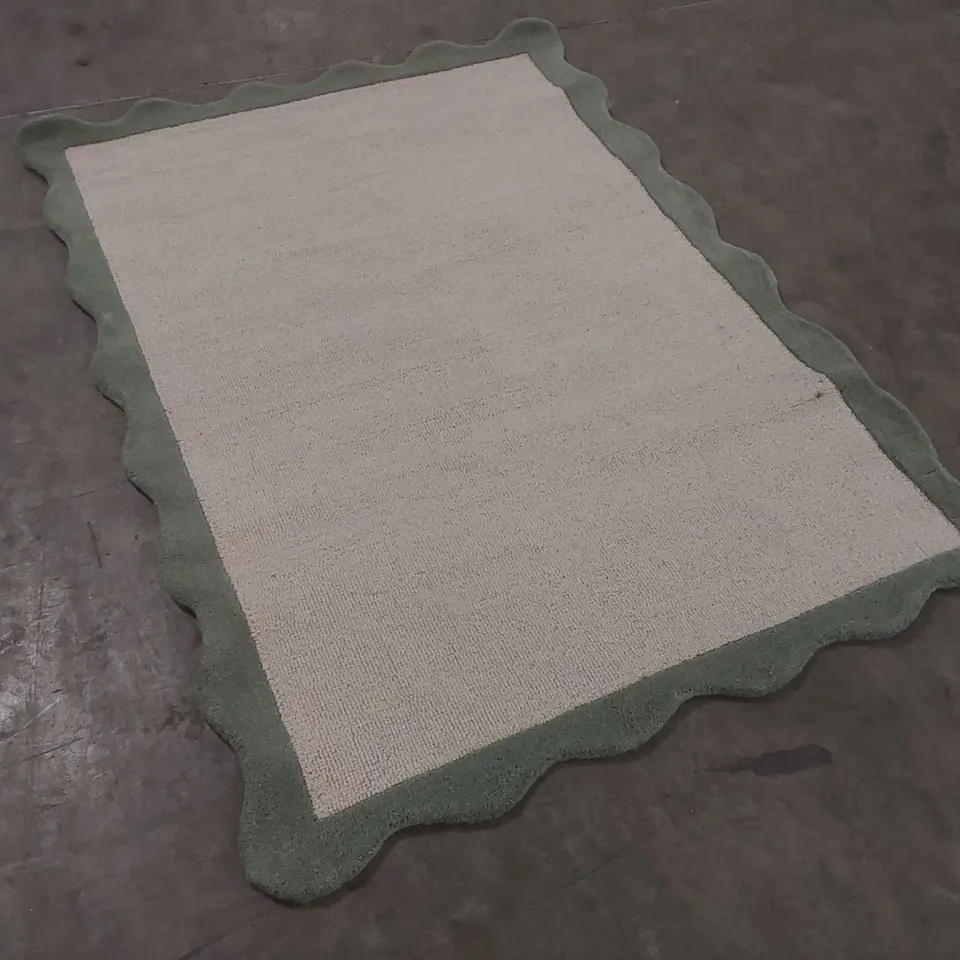 QUALITY DESIGNER AREA RUG - APPROXIMATELY 168 x 120cm