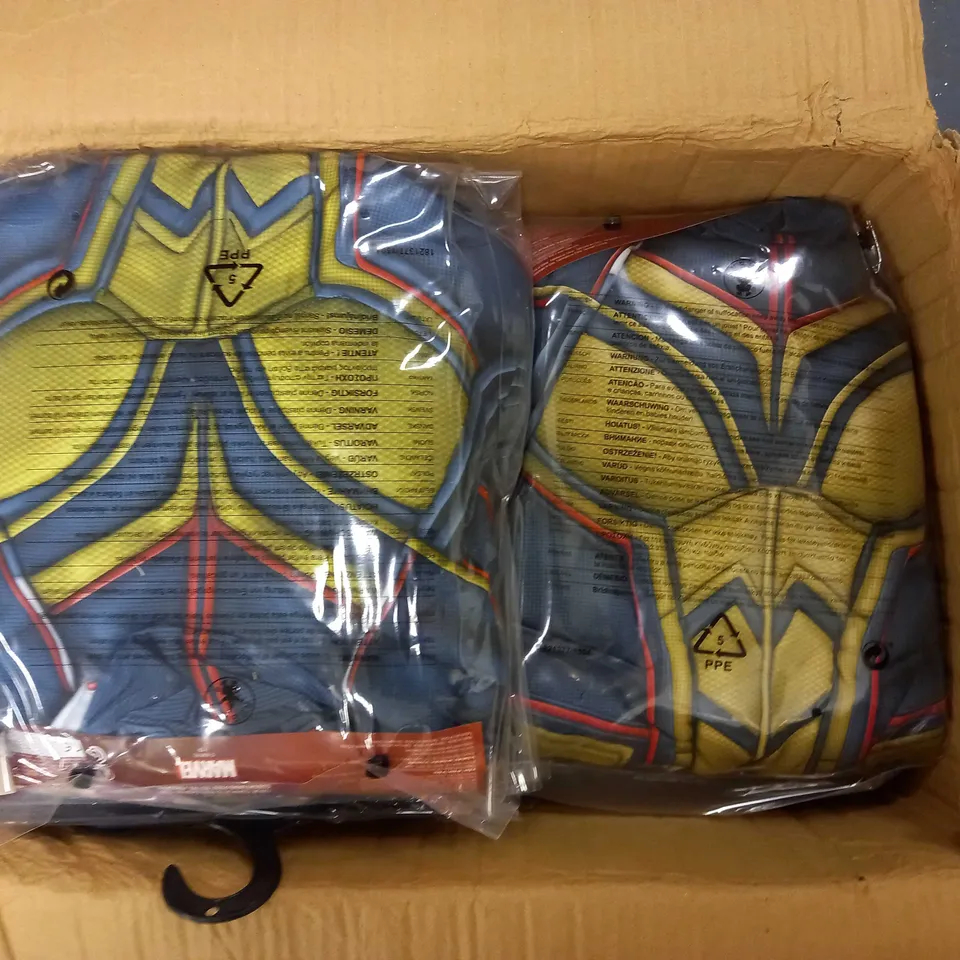 BOX OF APPROX 10 MARVEL ANTMAN AND THE WASP COSTUME - WASP CHILD COSTUME