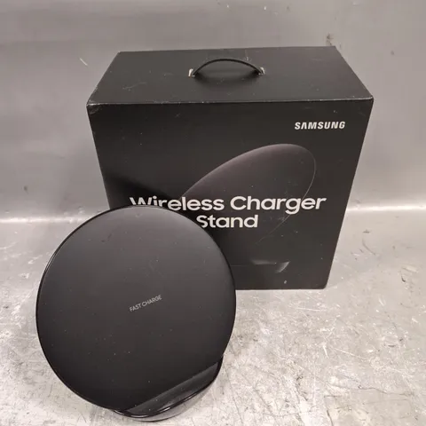 BOXED SAMSUNG WIRELESS CHARGER STAND
