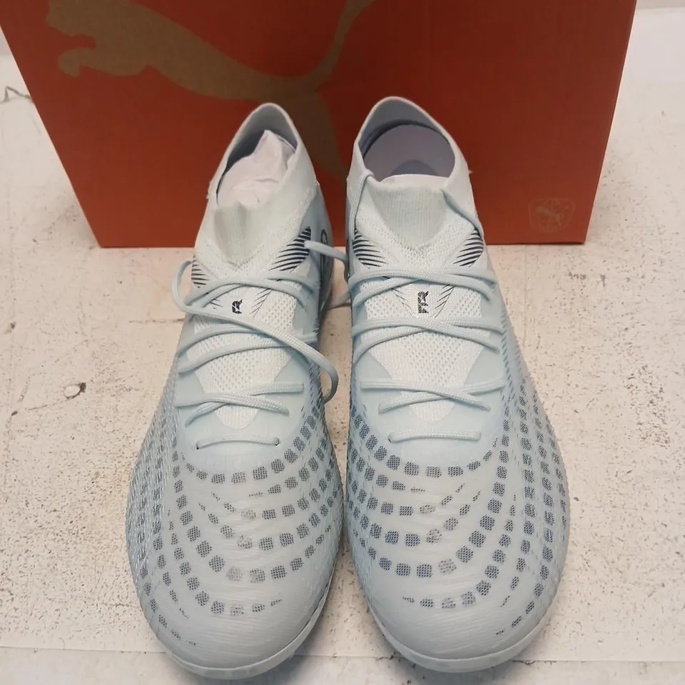 PUMA FUTURE 9 MATCH MG FOOTBALL BOOTS – ICEY BLUE/WHITE, UK 6 (EU 39)