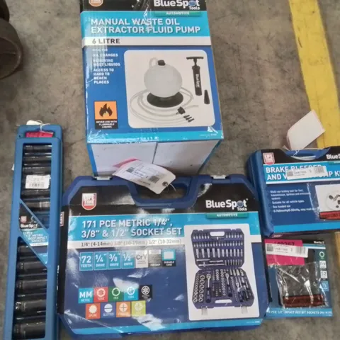 MIXED BOX OF TOOLS AND MACHINERY EQUIPMENT TO INCLUDE 171 PIECE METRIC SOCKET SET, WASTE OIL EXTRACTOR FLUID PUMP, BRAKE BLEEDING KIT ETC.