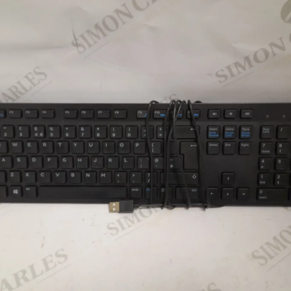 BOX OF 5 ASSORTED DELL USB KEYBOARDS  
