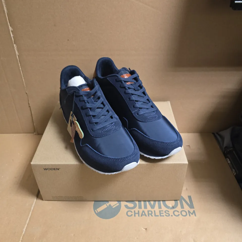 WODEN NORA III LEATHER DARK NAVY SNEAKERS – UK 7.5