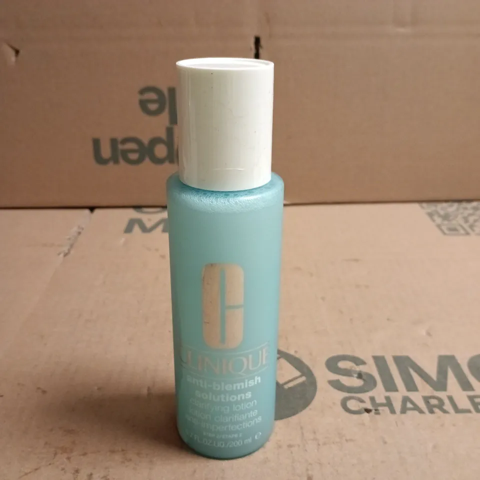 CLINIQUE ANTI-BLEMISH SOLUTIONS CLARIFYING LOTION – FACIAL SKIN CARE 200ML