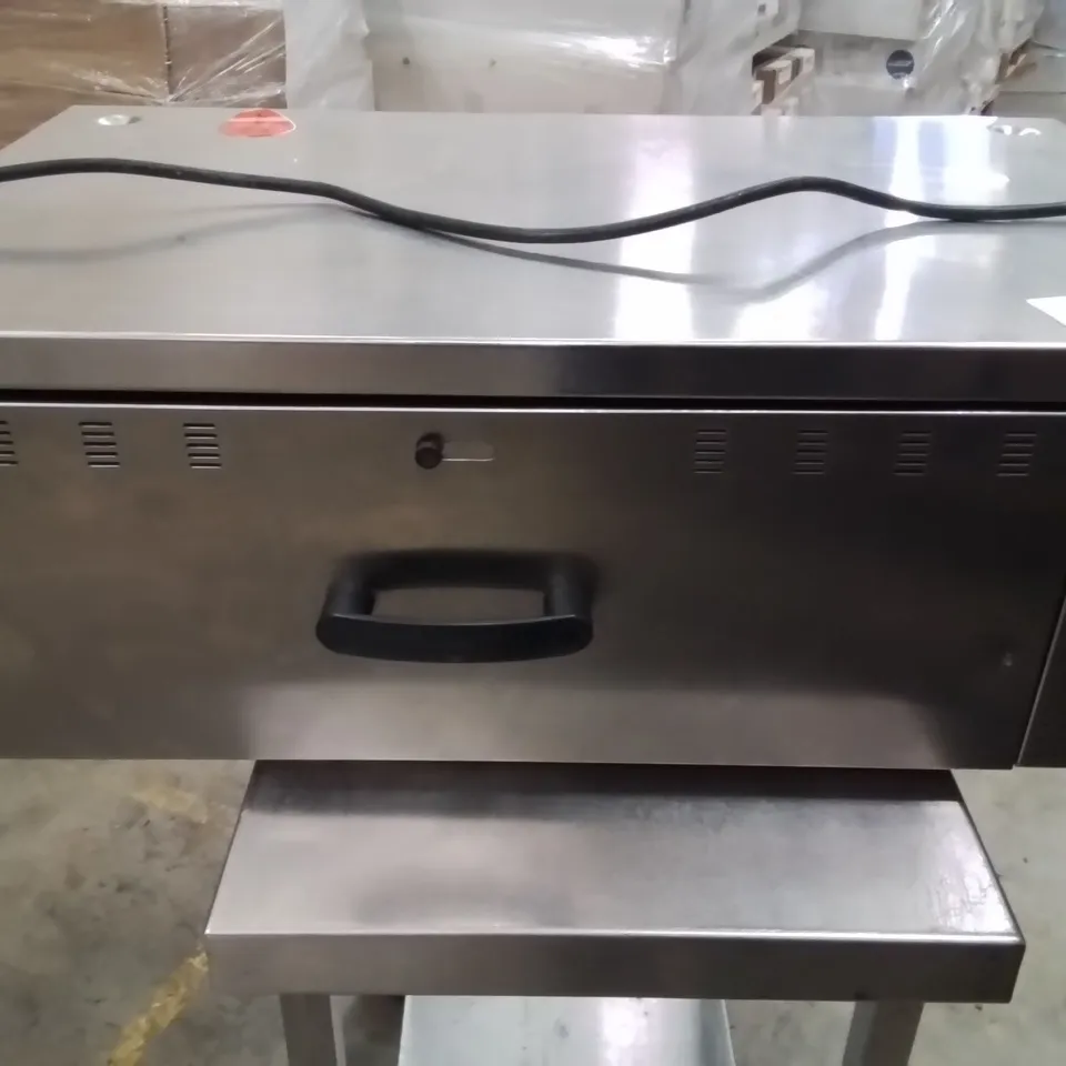 COMMERCIAL FOOD WARMING DRAWER ON COMMERCIAL TROLLEY PLATFORM 