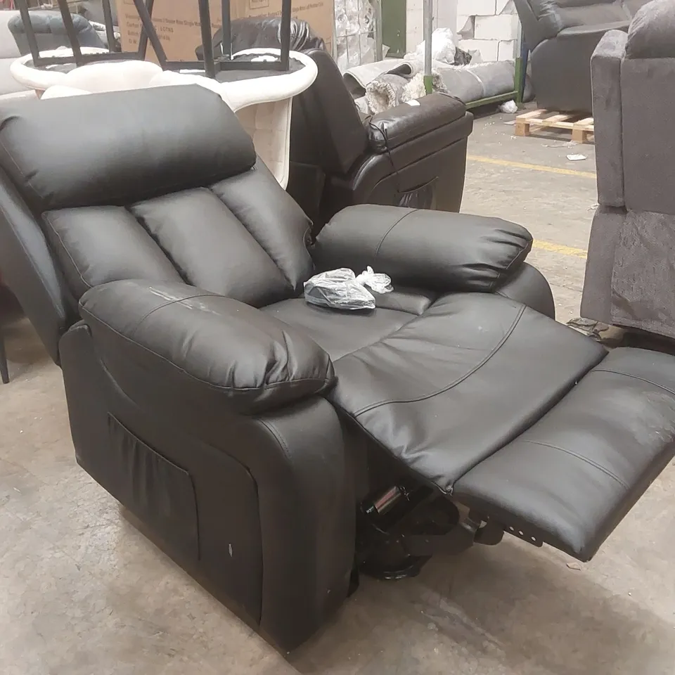 QUALITY DESIGNER FAUX LEATHER ELECTRIC RECLINING ARMCHAIR