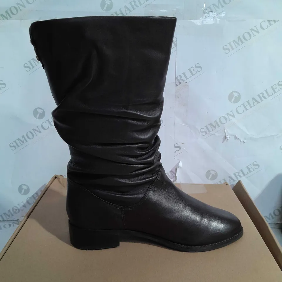 BOXED PAIR OF DUNE LONDON CALF BOOTS IN BROWN SIZE 5