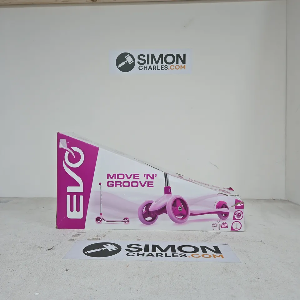 MOVE 'N' GROOVE PINK KIDS SCOOTER – BOXED