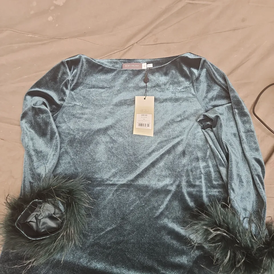 MINT VELVET VELVET TOP WITH FAUX FUR CUFFS – UK M