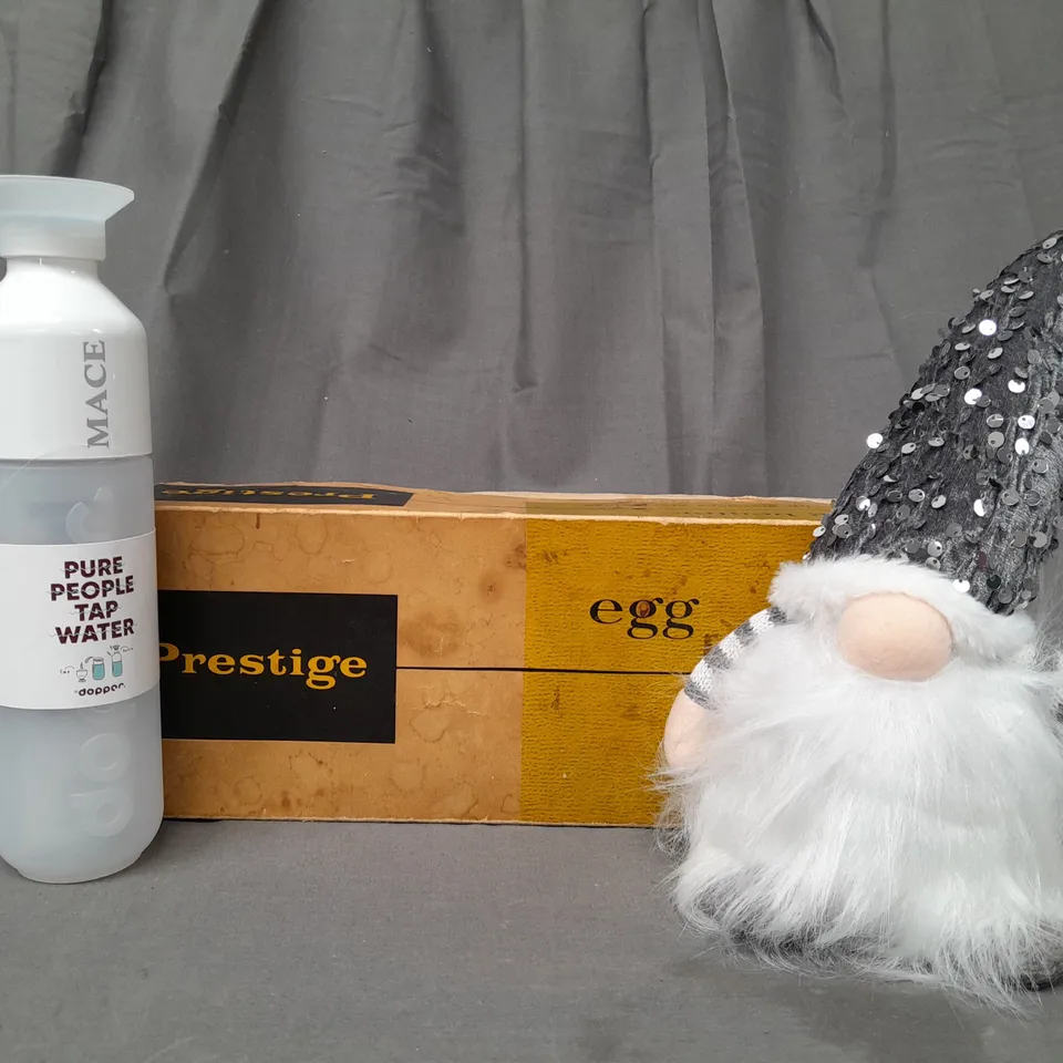 BOX OF APPROXIMATELY 20 ASSORTED HOUSEHOLD ITEMS TO INCLUDE DECORATIVE GONK, EGG BEATER, ETC