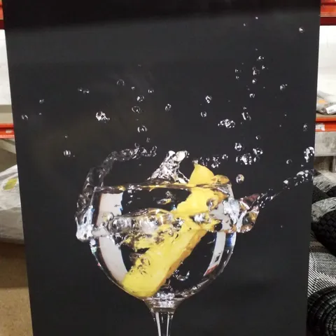 GIN & TONIC LEMON SPLASH KITCHEN - WRAPPED CANVAS PHOTOGRAPH