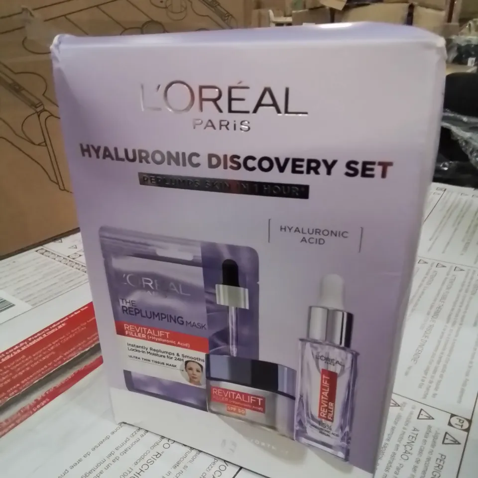 BOXED L'ORÉAL PARIS HYALURONIC DISCOVERY SET