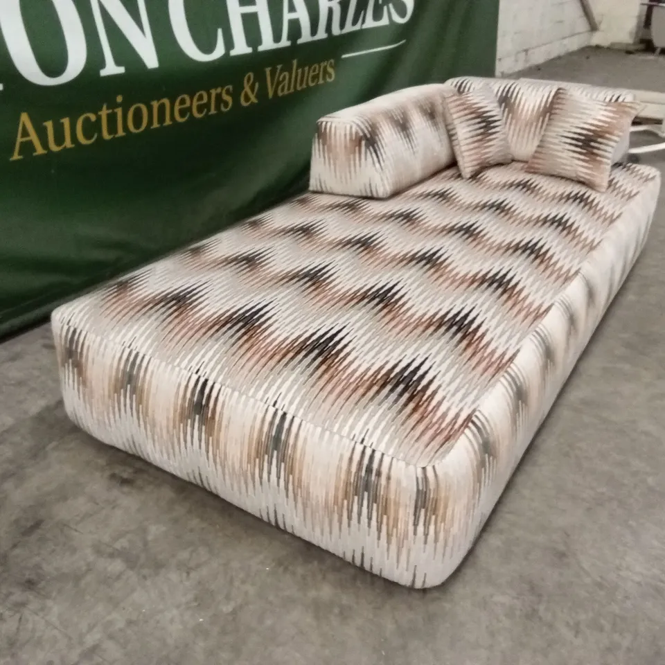 DESIGNER LARGE SOFA WITH MODULAR BACK TOP CUSHIONS