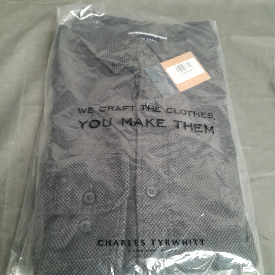 CHARLES TYRWHITT CHARCOAL GREY DOBBY FLANNEL CLASSIC FIT SHIRT SIZE L