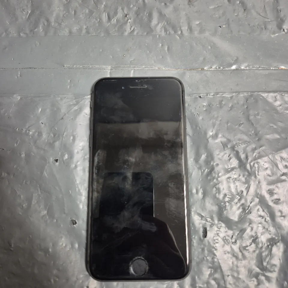 APPLE IPHONE - MODEL UNSPECIFIED