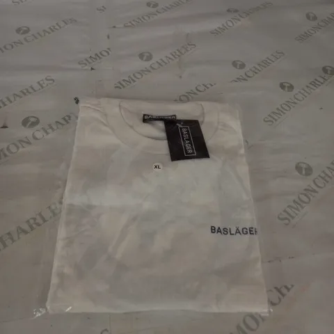 BASLAGER WHITE T-SHIRT SIZE XL