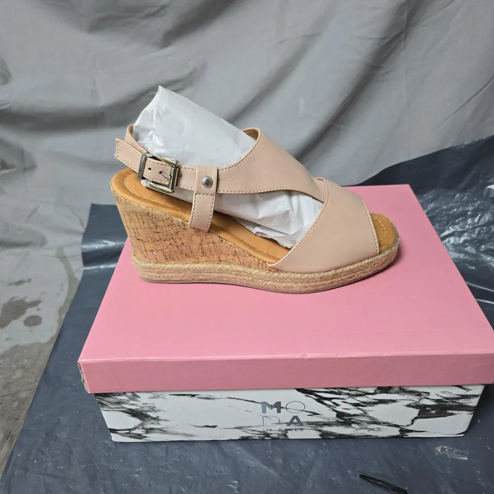 MODA IN PELLE WOMEN'S NUDE-PINK WEDGE SANDALS WITH ANKLE STRAP AND CORK ESPADRILLE SOLE (BOX INCLUDED) SIZE 41