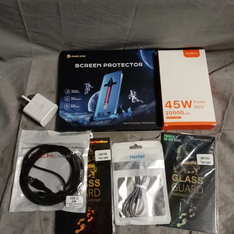 APPROXIMATELY 15 ASSORTED SMARTPHONE ACCESSORIES TO INCLUDE CHARGING CABLES, POWERBANKS, PHONE CASES ETC 
