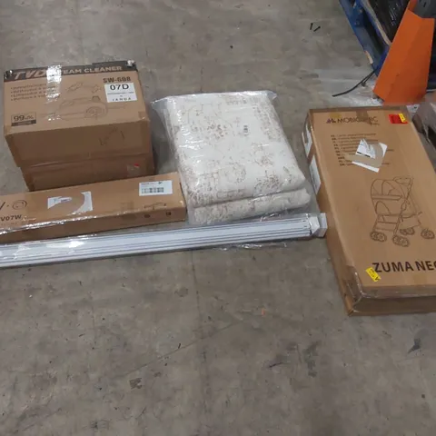 PALLET OF ASSORTED ITEMS INCLUDING: STEAM CLEANER, FOLDING PET TROLLEY, BLACK MOBILE TV CART, LARGE RUG, BLINDS ECT