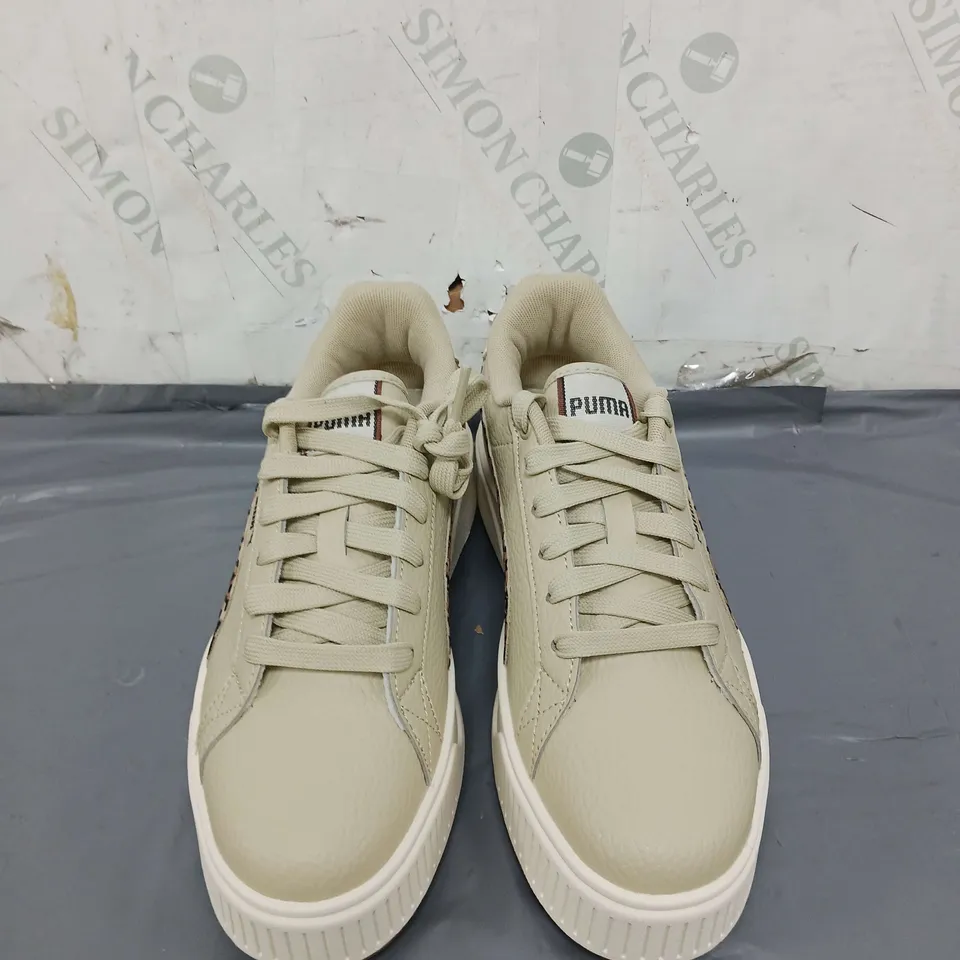 PAIR OF PUMA KARMEN I AM THE DRAMA TRAINERS SIZE 6