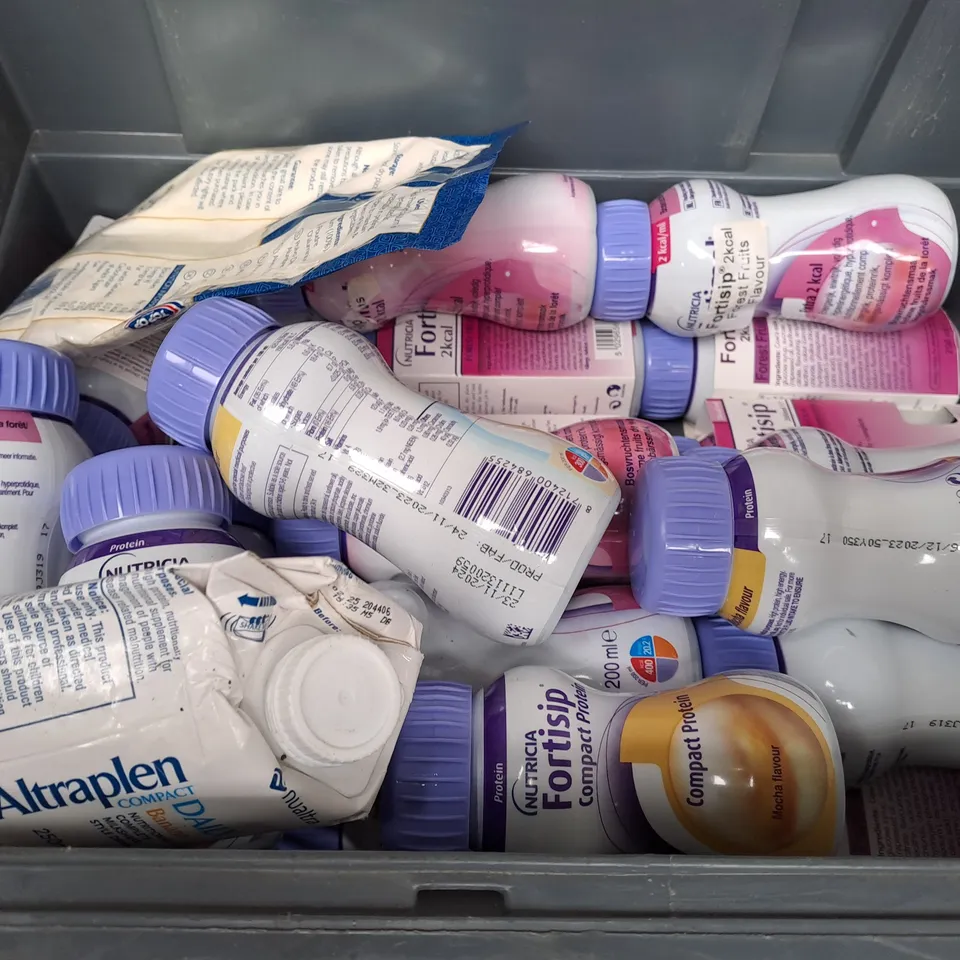 TOTE OF APPROX 14 ASSORTED FOOD ITEMS TO INCLUDE - GRIND ICED FLAT WHITE COFFEE , NUTRICA FORTISIP , FATAKDI POWDER ETC