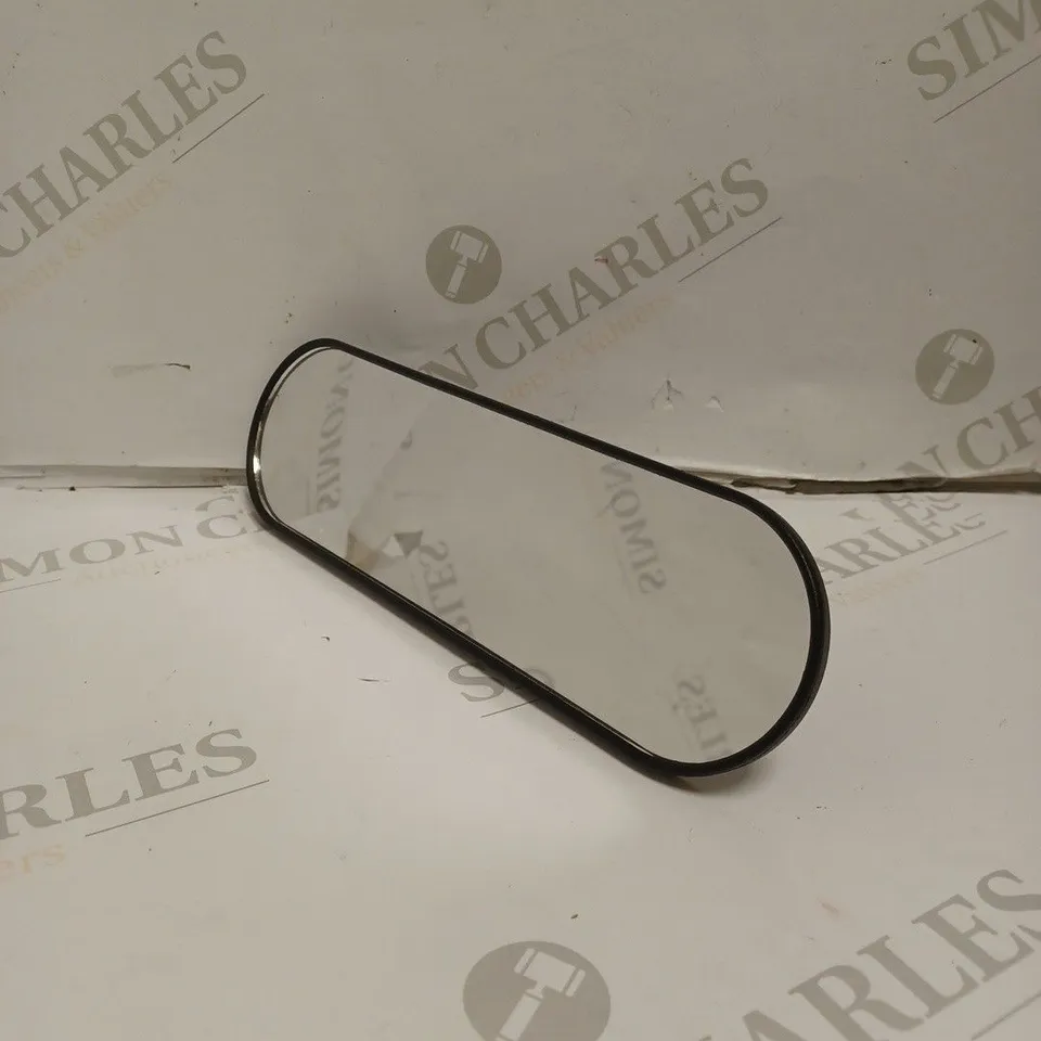 BOXED SUCTION CUP REAR VIEW MIRROR.