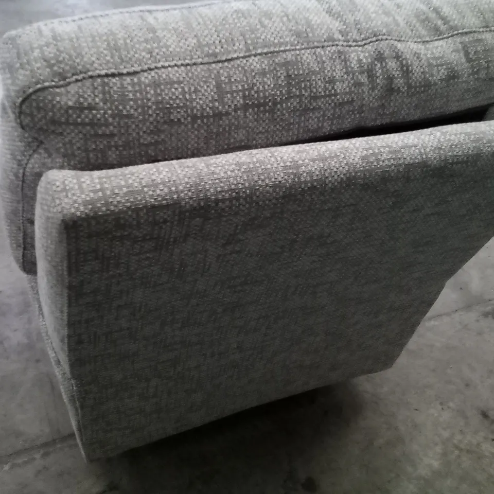 QUALITY BRITISH DESIGNER G PLAN SEATTLE ELECTRIC RECLINING CHAIR B030 REMCO LIGHT GREY FABRIC 