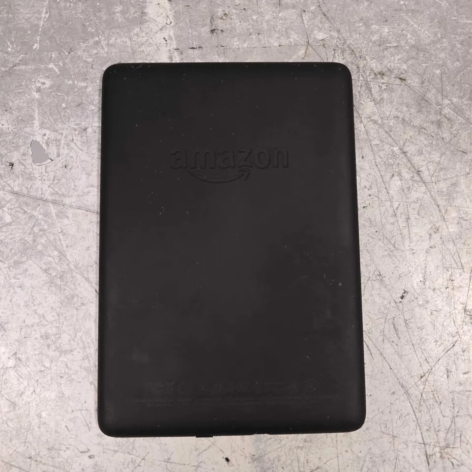 UNBOXED AMAZON E-READER 