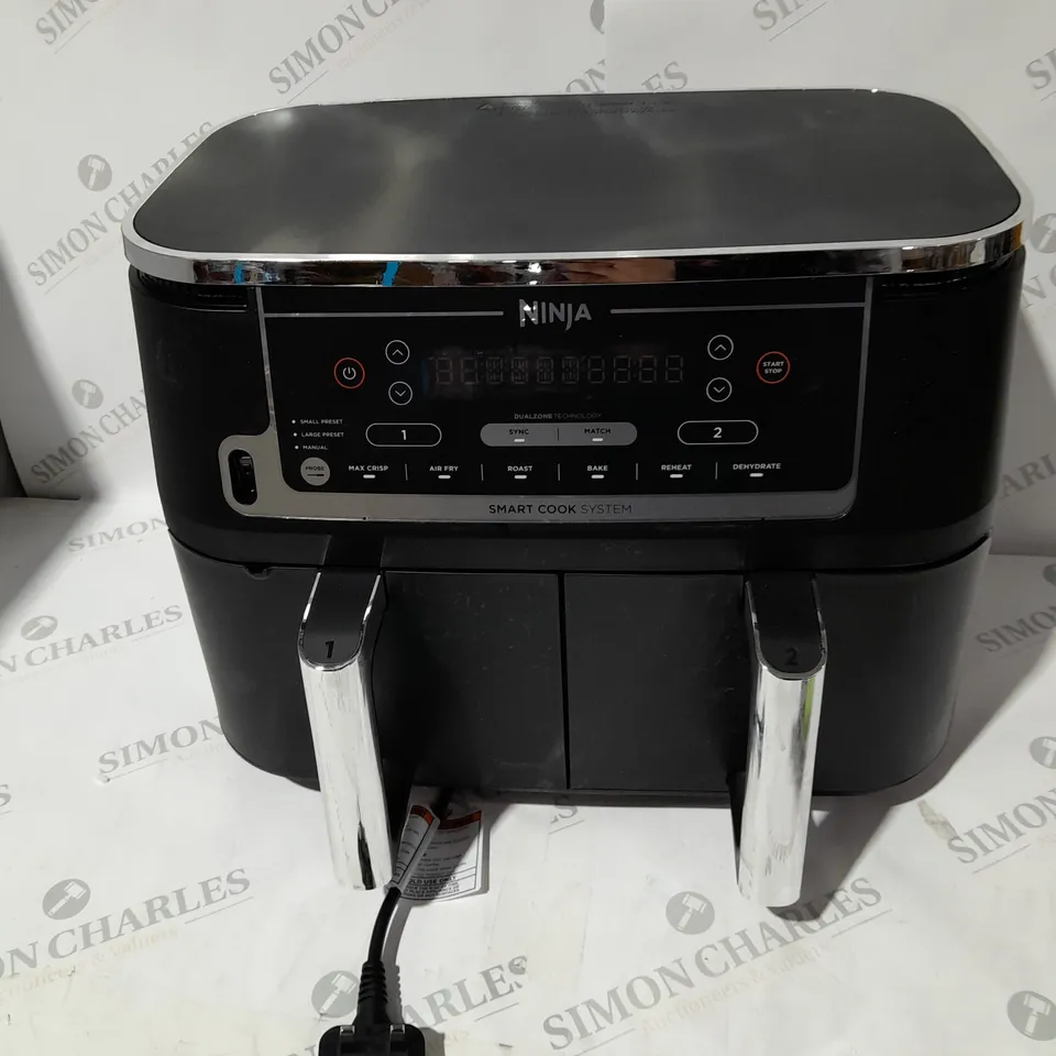 BOXED NINJA FOODI MAX 9.5L DUAL ZONE AIRFRYER AF451UK