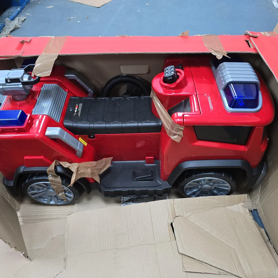 BOXED EVO ELECTRONIC 6V RIDE-ON FIRE ENGINE RRP £80