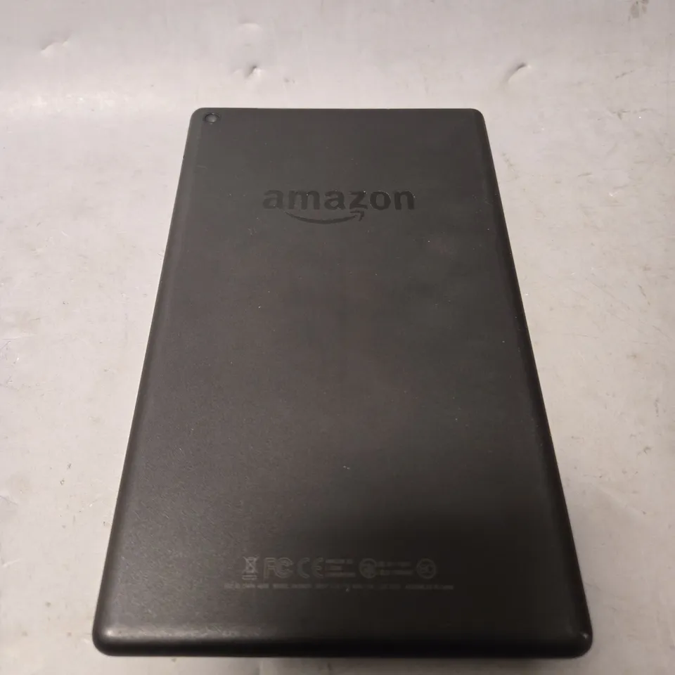 AMAZON FIRE HD 8 TABLET 