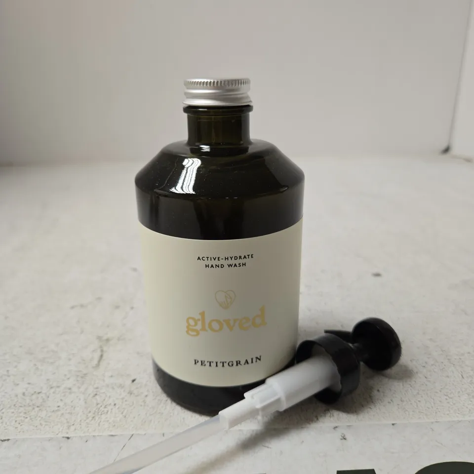 GLOVED ACTIVE-HYDRATE HAND WASH – PETITGRAIN